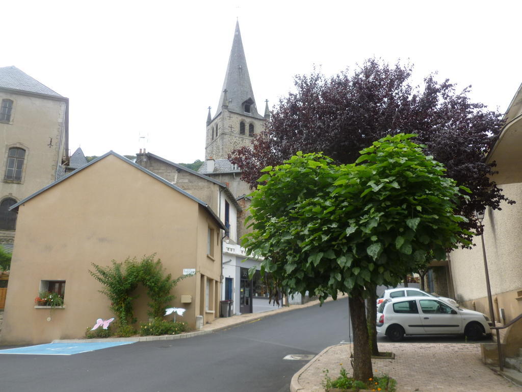 French Holiday Accommodation Bort-les-Orgues Pokój zdjęcie